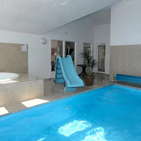 別荘 Luxury Pool Retreat In - By Traum ノーポ